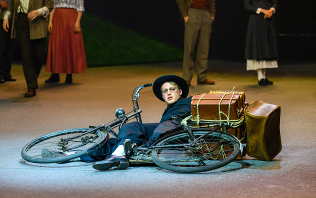 Joes Brauers als Erik Odekerke