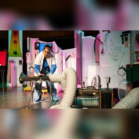 Theatergroep Heer Otto - Laboratorium Einstein en de Stinkstad